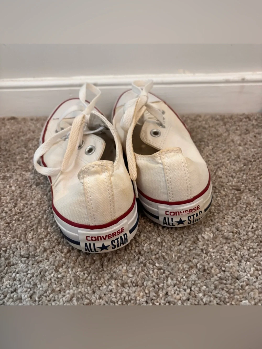Converse Chuck Taylor Low Top White Canvas Sneakers Womens 7 - Picture 4 of 7
